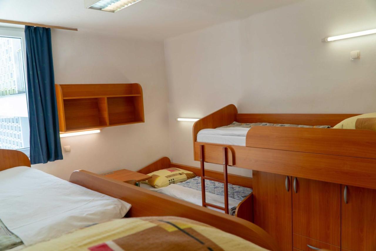 Dijaski Dom Bezigrad Ljubljana Hostel Εξωτερικό φωτογραφία