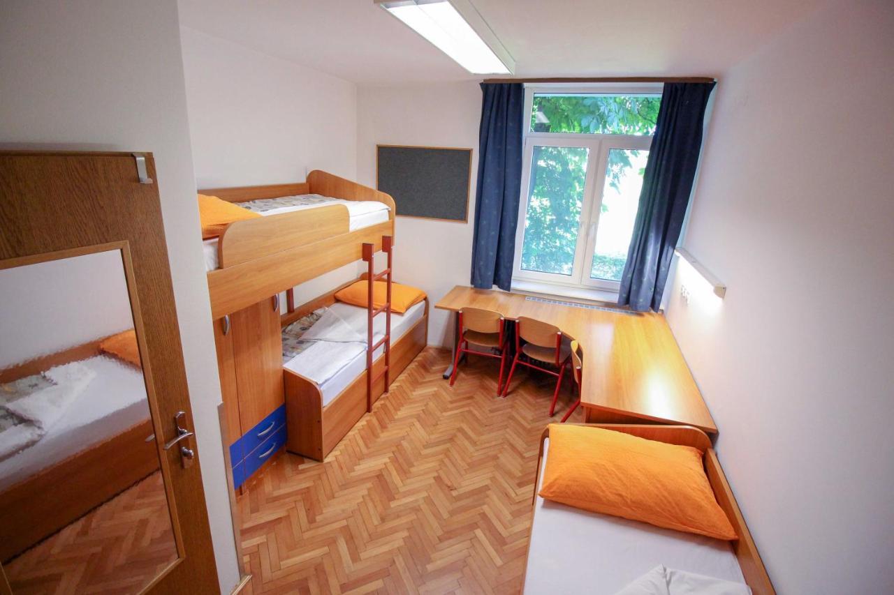 Dijaski Dom Bezigrad Ljubljana Hostel Εξωτερικό φωτογραφία